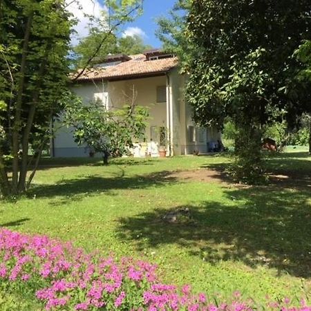 Acero Giallo Парма Экстерьер фото