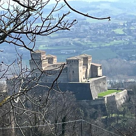 Acero Giallo Парма Экстерьер фото